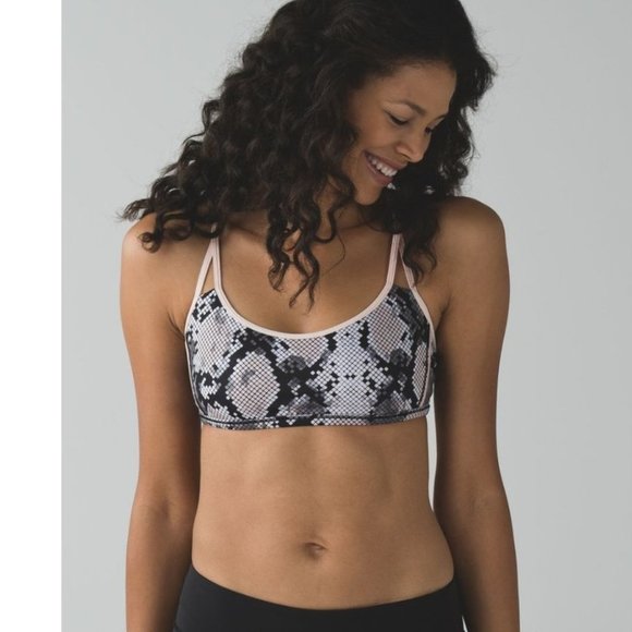 Lululemon Lighten Up Strappy Sports Bra Snake - Picture 1 of 9